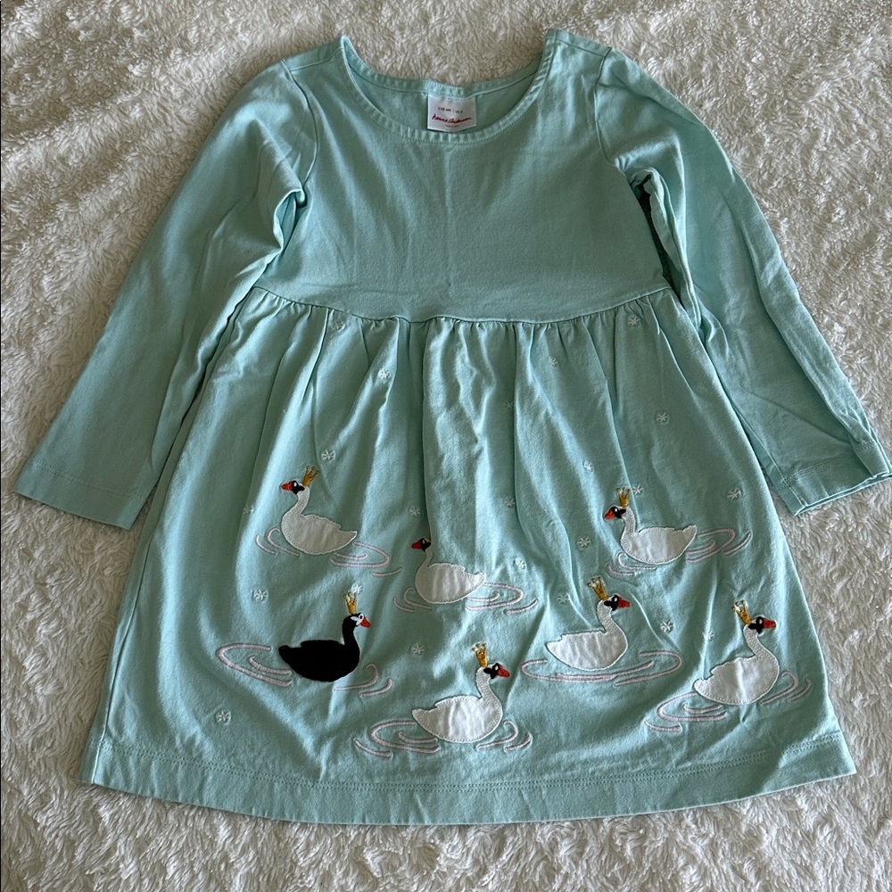 Hanna Andersson girls size 5 pale aqua long sleeve knit swan queen dress